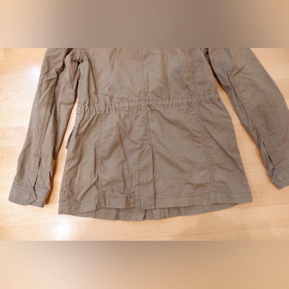 Banana Republic Utility Jacket - Picture 7 of 9